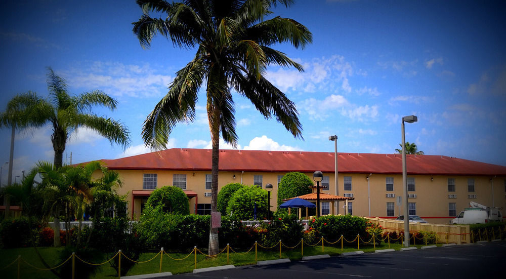 Belmont Inn & Suites Florida City Exterior foto