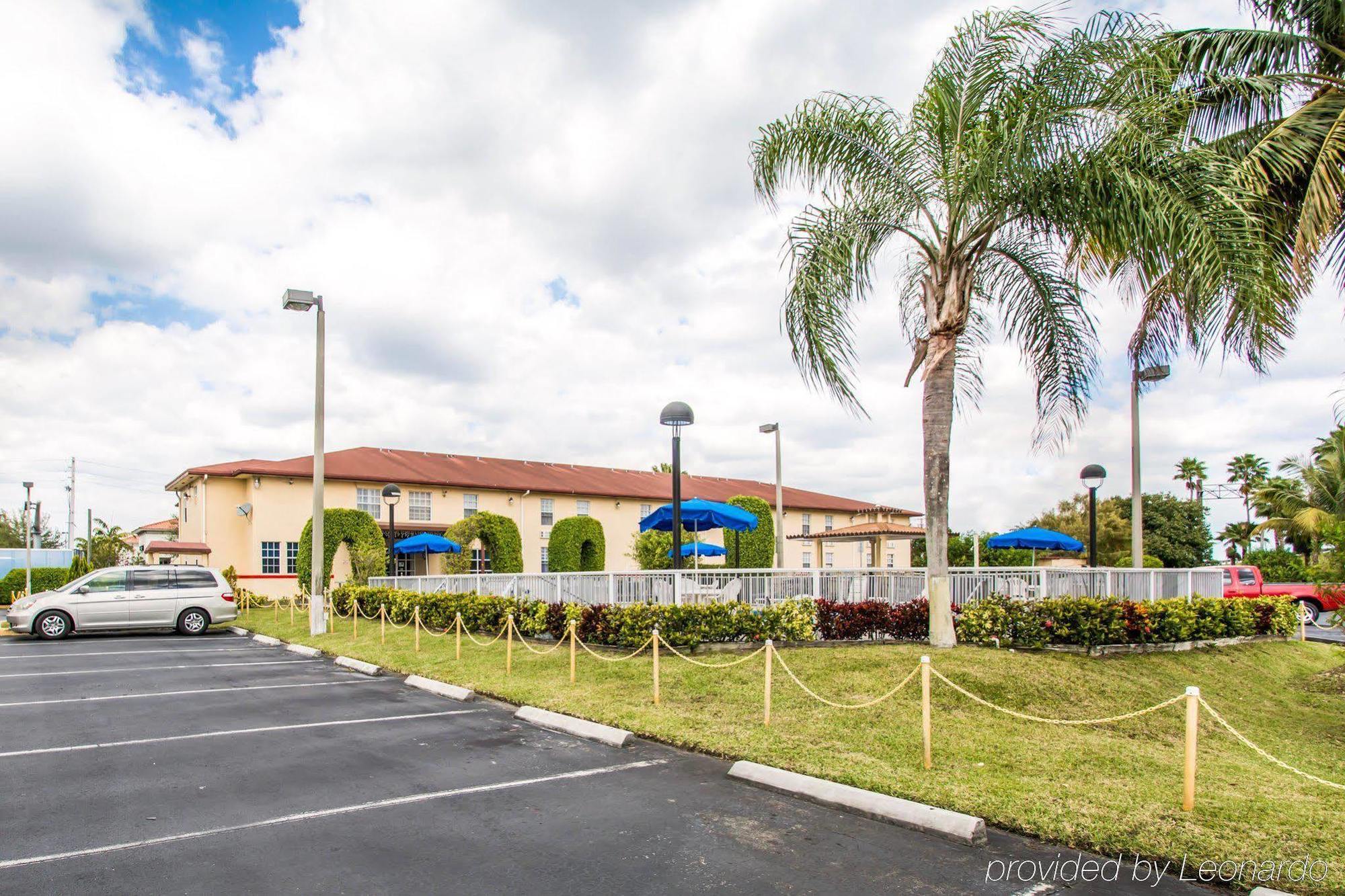 Belmont Inn & Suites Florida City Exterior foto